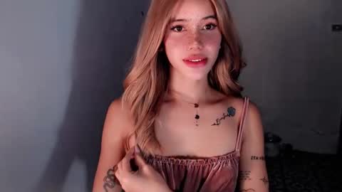 Erica Help me to reach my goal Superhotbabe1 online show from February 17, 2026, 12:34 pm