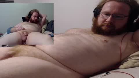 Snapshot of superluckyginger chatting on November 19, 2025, 7:19 am superluckyginger online show from November 19, 2025, 7:19 am