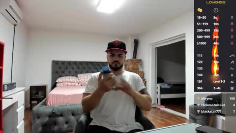 Snapshot of supermanboyxxl chatting on November 10, 2025, 6:34 am supermanboyxxl online show from November 10, 2025, 6:34 am