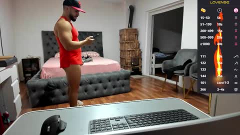 Snapshot of supermanboyxxl chatting on November 14, 2025, 6:23 am supermanboyxxl online show from November 14, 2025, 6:23 am