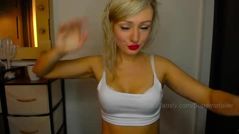 Natalie online show from May 5, 2026, 10:40 pm