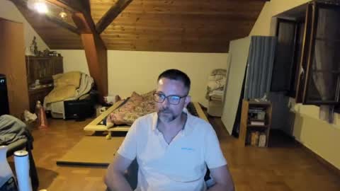 Snapshot of supersquirrel81 chatting on August 6, 2026, 2:46 am supersquirrel81 online show from August 6, 2026, 2:46 am