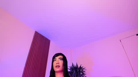 Snapshot of suprasexyjohn chatting on January 18, 2025, 10:17 pm llllSupra llll online show from January 18, 2025, 10:17 pm