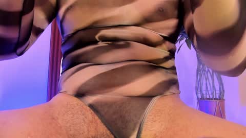Snapshot of suprasexyjohn chatting on January 23, 2025, 1:41 am llllSupra llll online show from January 23, 2025, 1:41 am