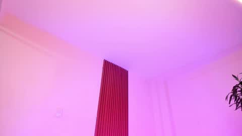 Snapshot of suprasexyjohn chatting on November 17, 2025, 8:14 pm llllSupra llll online show from November 17, 2025, 8:14 pm