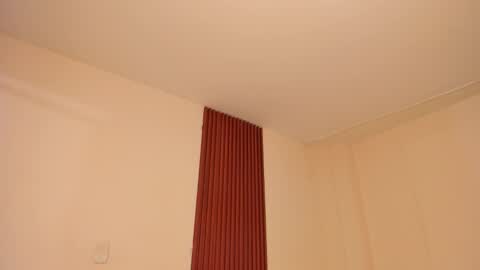 Snapshot of suprasexyjohn chatting on November 21, 2025, 8:07 pm llllSupra llll online show from November 21, 2025, 8:07 pm