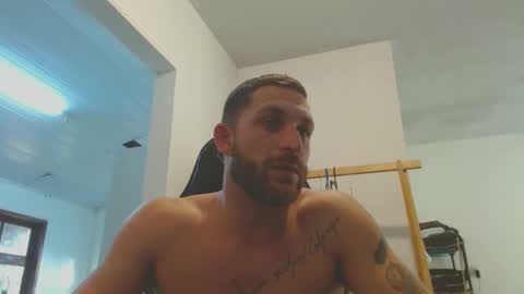 Snapshot of surfdog95 chatting on September 11, 2025, 8:09 pm surfdog95 online show from September 11, 2025, 8:09 pm