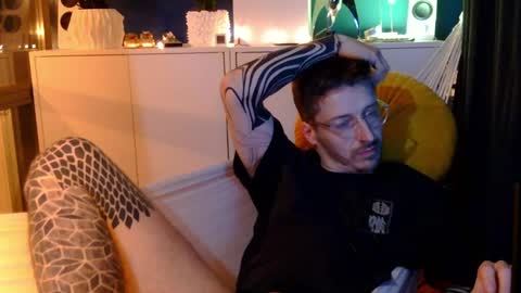 Snapshot of surgical_steel chatting on February 7, 2025, 1:47 am SurgicalSteel online show from February 7, 2025, 1:47 am