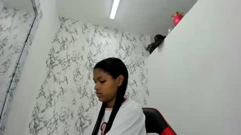 suri online show from May 10, 2026, 1:49 pm