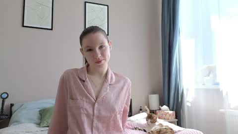 susainy online show from May 25, 2026, 6:41 am