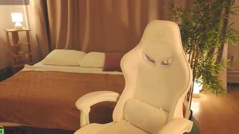 Snapshot of susan__clark chatting on February 20, 2026, 1:35 am Annie online show from February 20, 2026, 1:35 am