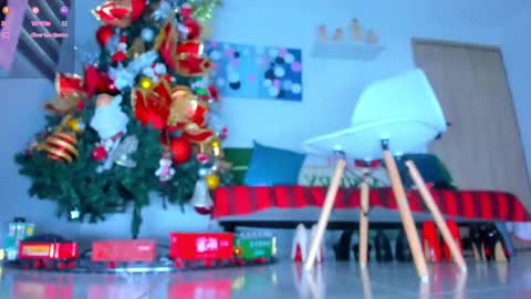 Snapshot of susan_parker01 chatting on November 4, 2025, 12:48 pm susan_parker01 online show from November 4, 2025, 12:48 pm