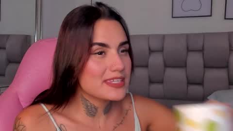 Susan online show from November 6, 2025, 7:59 pm