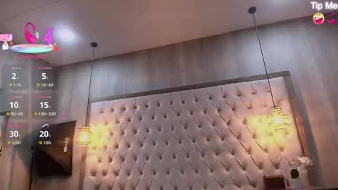 susan_voltaire online show from May 19, 2026, 11:16 am