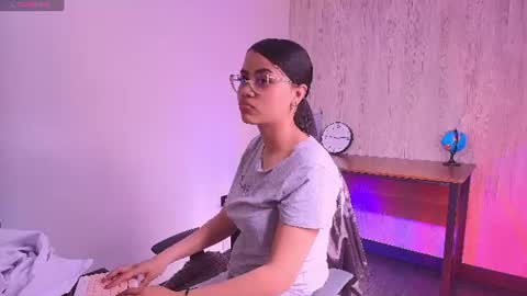 susan_voltaire online show from July 1, 2026, 7:46 pm