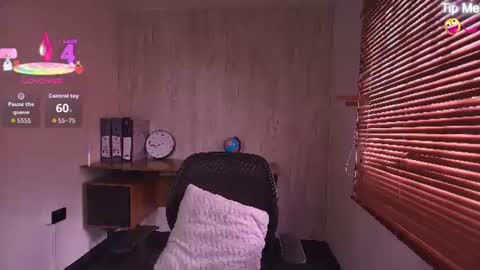 susan_voltaire online show from July 21, 2026, 9:17 pm