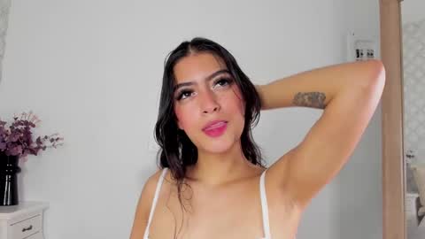 Snapshot of susana__sanchez chatting on February 21, 2025, 11:01 am SUSANA online show from February 21, 2025, 11:01 am