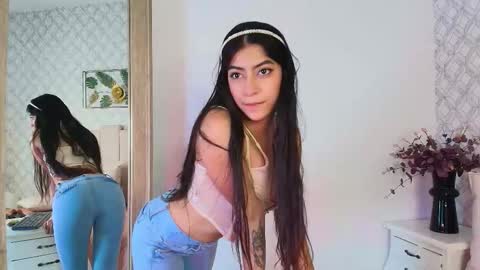 Snapshot of susana__sanchez chatting on September 23, 2025, 11:46 am SUSANA online show from September 23, 2025, 11:46 am