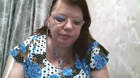 Snapshot of susanaahsun chatting on October 17, 2025, 10:51 am SusanaAhSun online show from October 17, 2025, 10:51 am