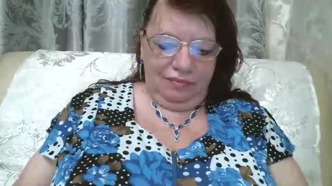 Snapshot of susanaahsun chatting on October 22, 2025, 11:10 am SusanaAhSun online show from October 22, 2025, 11:10 am