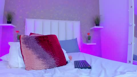 Snapshot of susanahenao chatting on February 5, 2025, 1:37 am susanahenao online show from February 5, 2025, 1:37 am