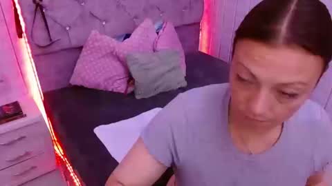 Snapshot of susanhotsex_ chatting on October 18, 2025, 2:58 am susanhotsex_ online show from October 18, 2025, 2:58 am