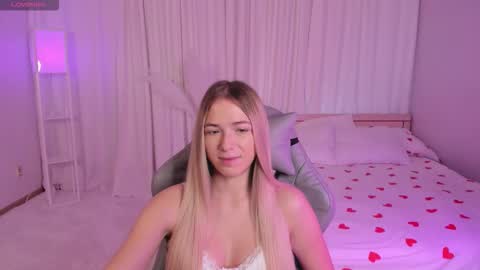 Susan online show from November 10, 2025, 4:22 am