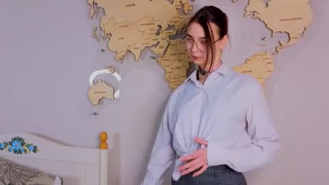 susannahtrojahn online show from February 7, 2026, 3:38 pm