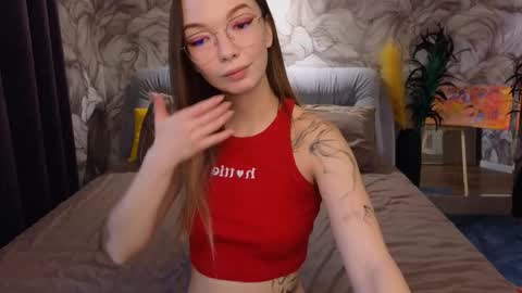 Snapshot of susannjohnson chatting on September 15, 2025, 12:21 am susannjohnson online show from September 15, 2025, 12:21 am