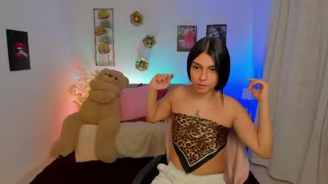 Snapshot of susi_doll1 chatting on June 21, 2026, 2:19 pm susi_doll1 online show from June 21, 2026, 2:19 pm