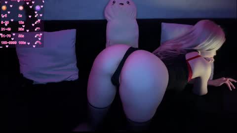 Snapshot of susieevans chatting on February 23, 2025, 3:40 pm Sue online show from February 23, 2025, 3:40 pm