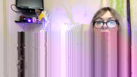 Snapshot of susiexnoreen chatting on February 27, 2026, 4:18 pm SusiexNoreen online show from February 27, 2026, 4:18 pm