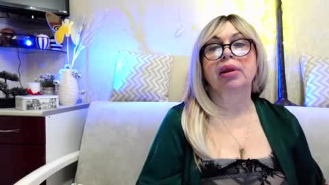 Snapshot of susiexnoreen chatting on March 10, 2026, 2:16 am SusiexNoreen online show from March 10, 2026, 2:16 am