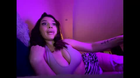 sussanbe1 online show from May 12, 2026, 1:41 pm