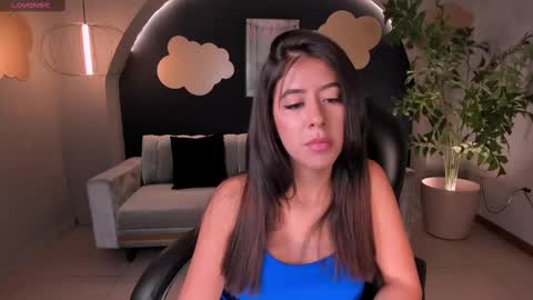 Snapshot of sussanelliot chatting on February 18, 2025, 7:30 pm Sussan online show from February 18, 2025, 7:30 pm