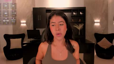 Snapshot of sussanelliot chatting on October 9, 2025, 9:51 am Sussan online show from October 9, 2025, 9:51 am