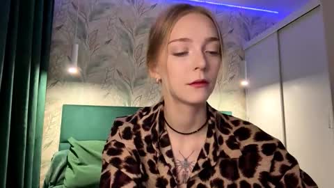 Jessica online show from October 20, 2025, 4:07 pm