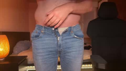 Snapshot of sutlac90 chatting on November 3, 2025, 5:25 pm sutlac90 online show from November 3, 2025, 5:25 pm