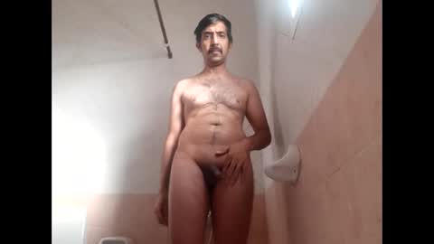 Snapshot of suxc69 chatting on June 1, 2026, 2:24 am sexindi007 online show from June 1, 2026, 2:24 am