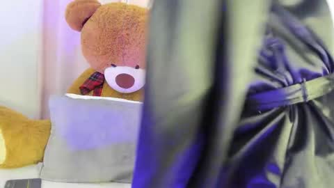 Snapshot of suzan__cooper2 chatting on January 12, 2025, 7:53 pm suzan__cooper2 online show from January 12, 2025, 7:53 pm