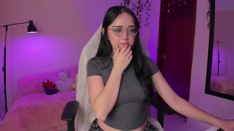 Snapshot of suzumi_ chatting on July 31, 2026, 12:54 am Jadde online show from July 31, 2026, 12:54 am
