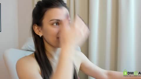 Suzy  next stream  Thursday Friday Saturday online show from December 22, 2024, 4:50 am