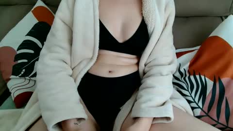 The real sugar baby   Suzy Summer   online show from November 24, 2025, 4:51 pm