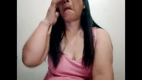 suzzie_hot online show from February 19, 2025, 8:31 pm