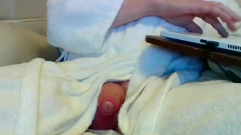 Peter online show from October 30, 2025, 7:36 pm