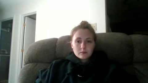 SV online show from November 19, 2025, 2:55 am