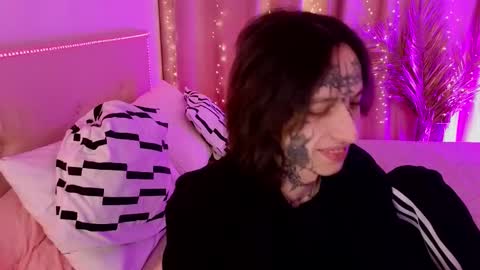 Eric online show from March 25, 2026, 4:02 pm