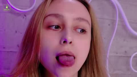 RACHEL online show from May 31, 2026, 6:09 pm