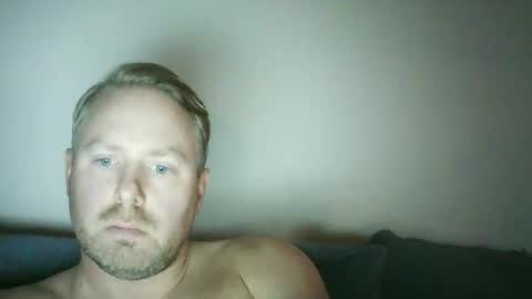 Snapshot of swedishstripper chatting on November 13, 2025, 10:41 pm swedishstripper online show from November 13, 2025, 10:41 pm
