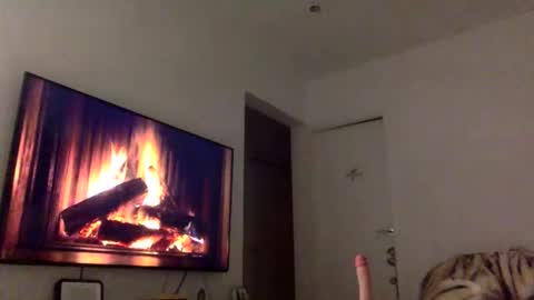 Snapshot of swee788485 chatting on December 1, 2025, 7:19 pm ALBA online show from December 1, 2025, 7:19 pm